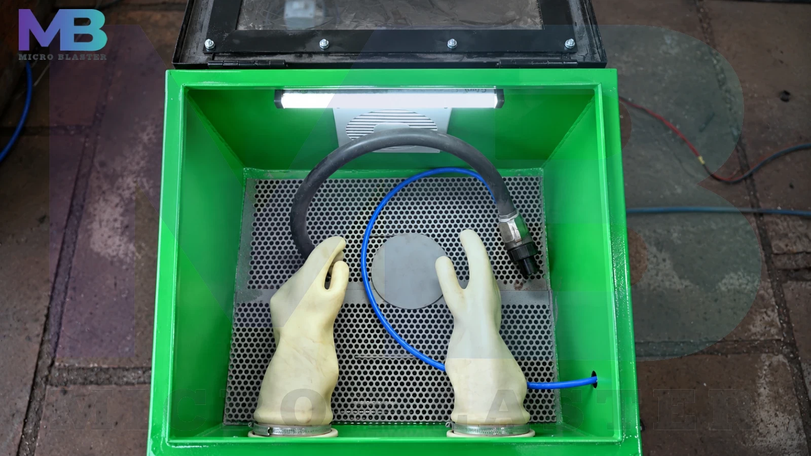 Bench Top Sand Blasting Cabinet 1