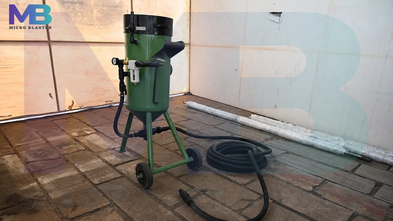 Portable Sand Blasting Machine 3
