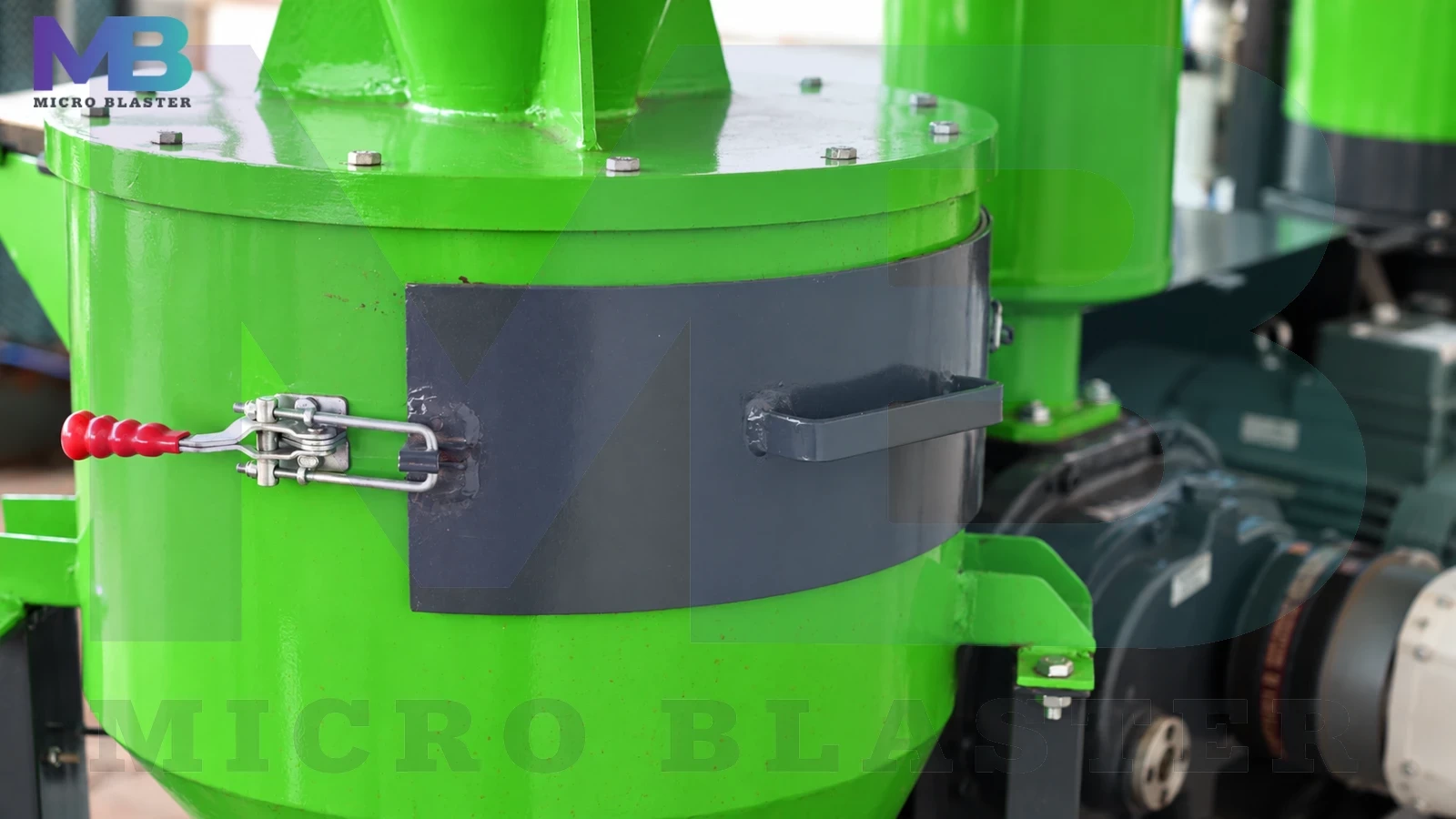 Vacuum Shot Blasting Machine 4